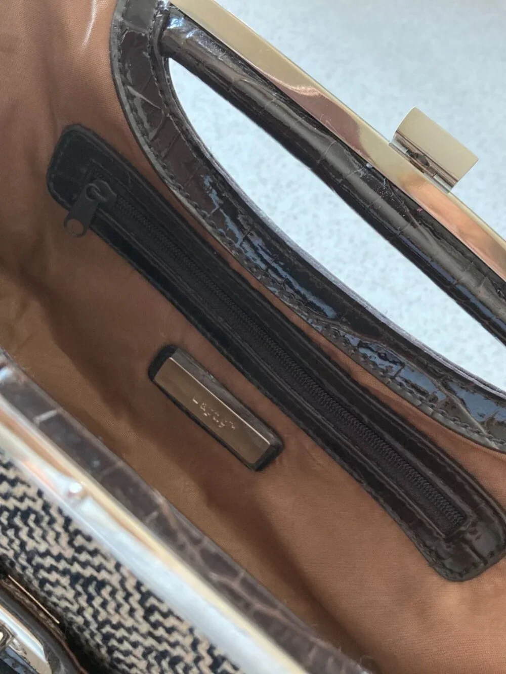 Apt. 9 vintage item